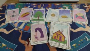 Foto de @10decopas_tarot, tarotista