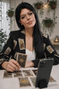 Foto de Paula guía emocional, tarotista